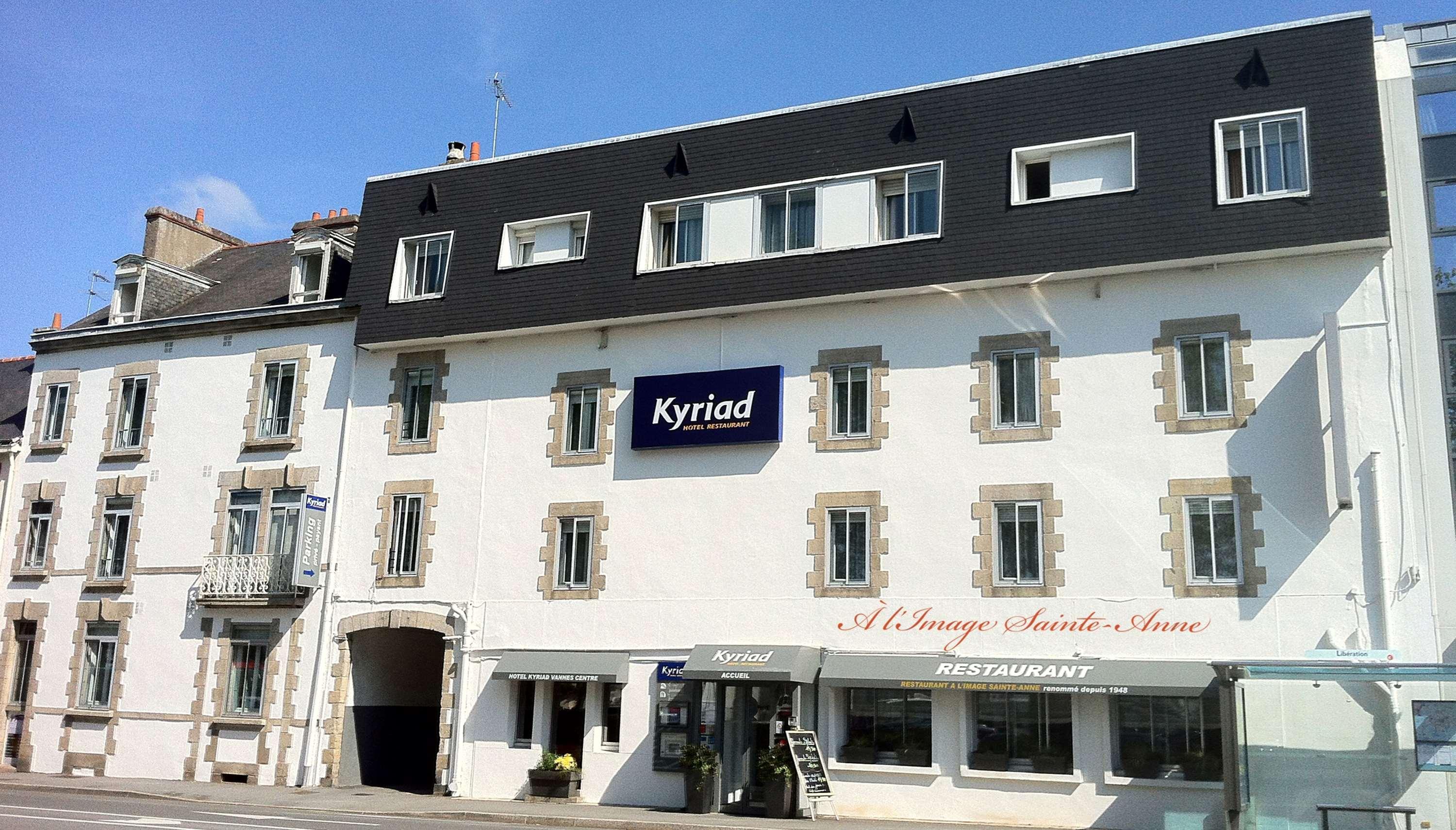 กีริอ๊าด วาน ซองทร์-วีล Hotel วานส์ ภายนอก รูปภาพ